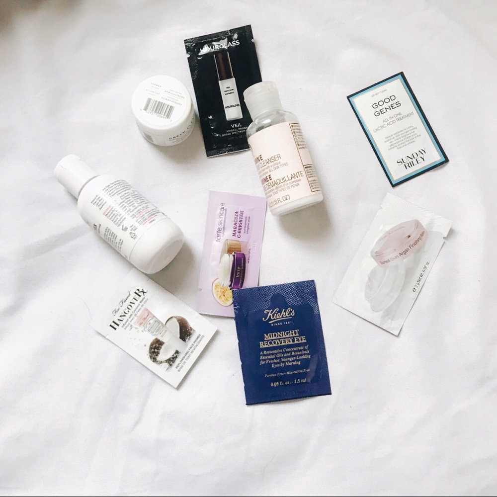 Kiehls toner and body shop Dacia cleanser bundle